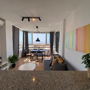 Apartamento Con Impresionante Vista, Piscina Y Parking, Benalmádena